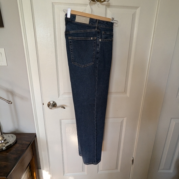 Everlane The Original Curvy Cheeky Jean - Picture 11 of 11